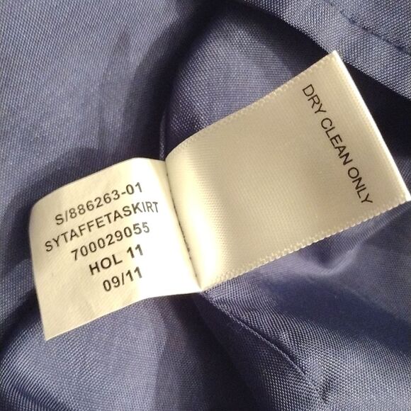 NWT Banana Republic Polyester Pencil Skirt Taffeta Lined, Size 6P, Navy Blue - Picture 7 of 7